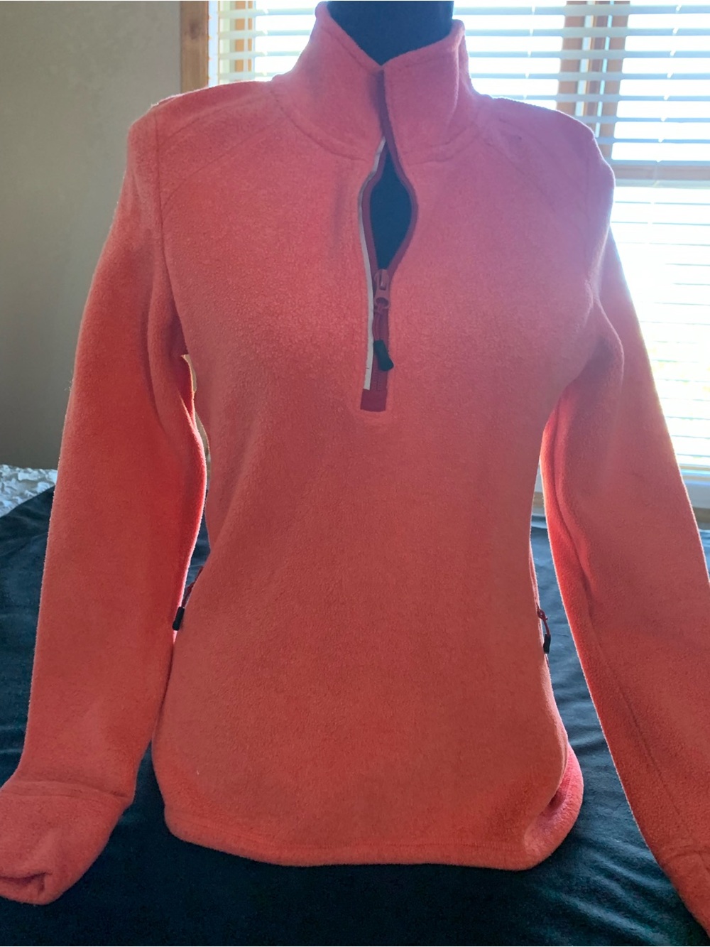 Eddie Bauer Coral Half-Zip Fleece Pullover Sweater - Women

Mix 1 0426